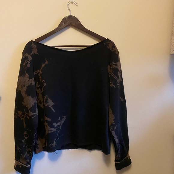 Bleach dyed cropped sweater - Picture 1 of 2